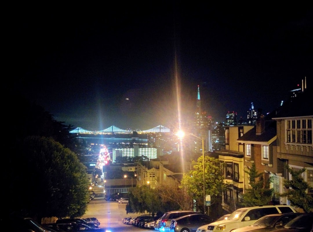 Looking towards the Bay Bridge on the way back to the hostel.